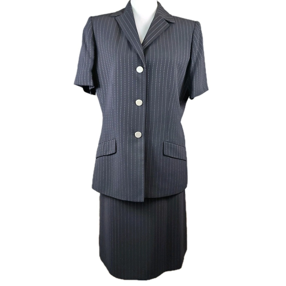 Le Suit 2pc Skirt Suit Womens 10 Black White Pinstripe Short Sleeve Career NEW